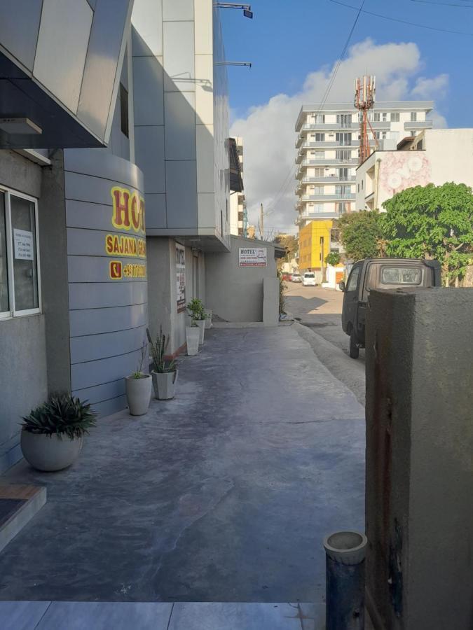 קולומבו Sajana Grand Metro Hotel מראה חיצוני תמונה