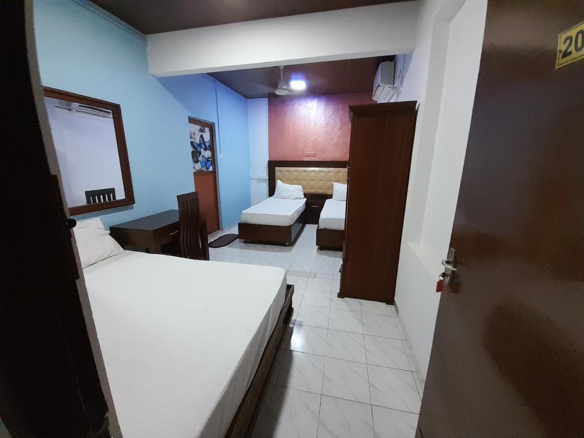 קולומבו Sajana Grand Metro Hotel מראה חיצוני תמונה