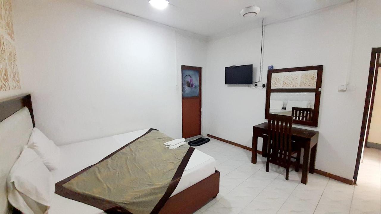 קולומבו Sajana Grand Metro Hotel מראה חיצוני תמונה